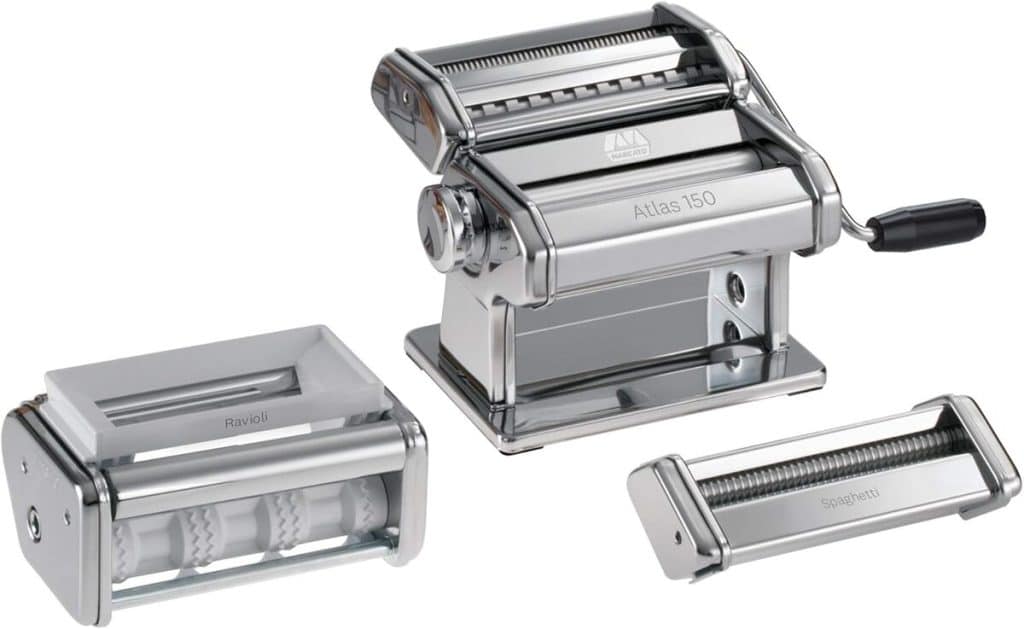 Test de la machine à pâtes Pastaset avec accessoires ravioli et spaghetti