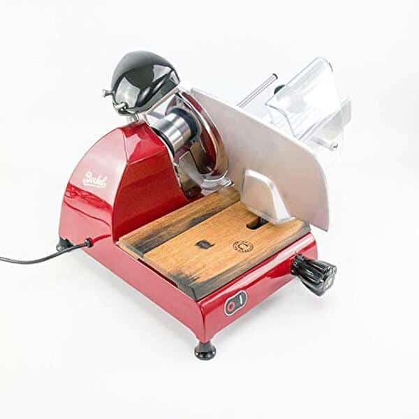 Découvrez notre avis sur la trancheuse Palatina Werkstat Berkel Red Line 220, combinez tranchage parfait et broyage efficace. Un modèle robuste pour les professionnels exigeants, alliant style et puissance.