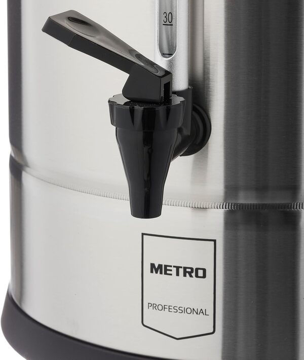 Découvrez notre test complet du percolateur METRO Professional GCM4015, puissant et idéal pour préparer jusqu'à 100 tasses de café. Une solution parfaite pour les grandes réunions et événements.