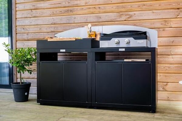 Découvrez notre test complet de la cuisine 2 éléments avec crédences noire LE MARQUIER : performances, design et praticité pour petits espaces.